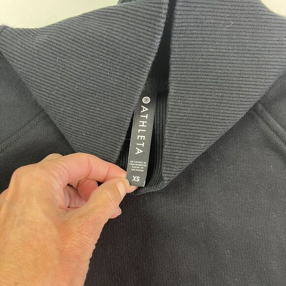 Athleta Cozy Karma Side Zip Funnel Neck Sweatshirt XS Black Athleisure Travel - Picture 6 of 13